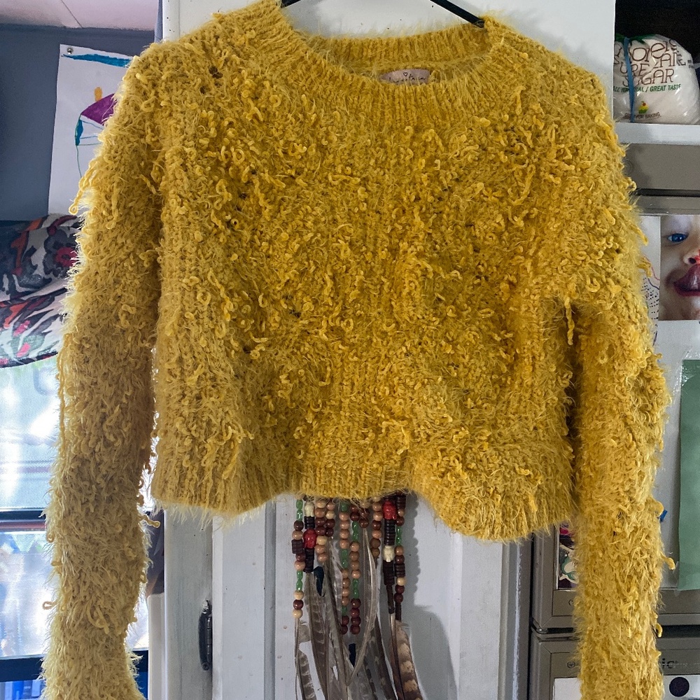 Mustard mid sweater. SUPER SOFT!